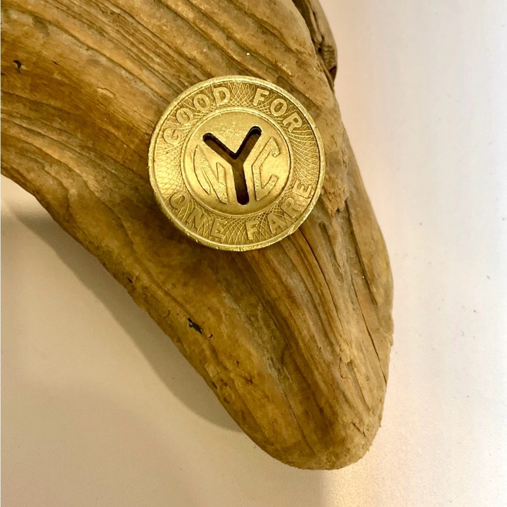Vintage New York City Subway Token, Vintage New York City Transit Token - Picture 5 of 7